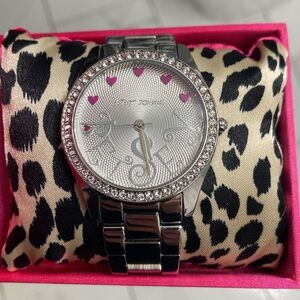 Betsey Johnson ❤️ stunning silver watch with lovely delicate hearts & stones